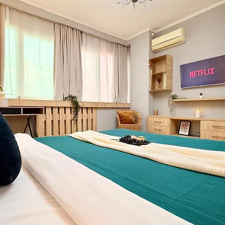 Stylish Central Accommodation - Designed For Your Perfect Stay-2